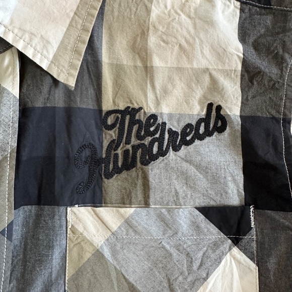 The Hundreds long sleeve button-up - L - Picture 4 of 6